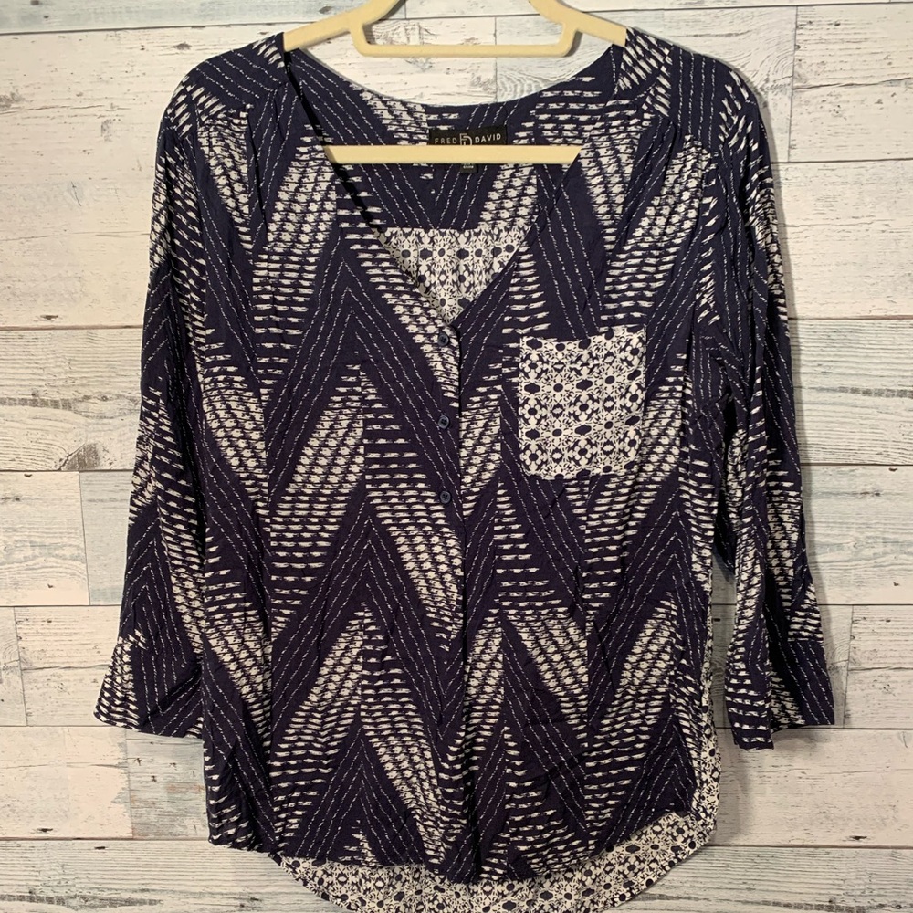 Fred David ladies v-neck top